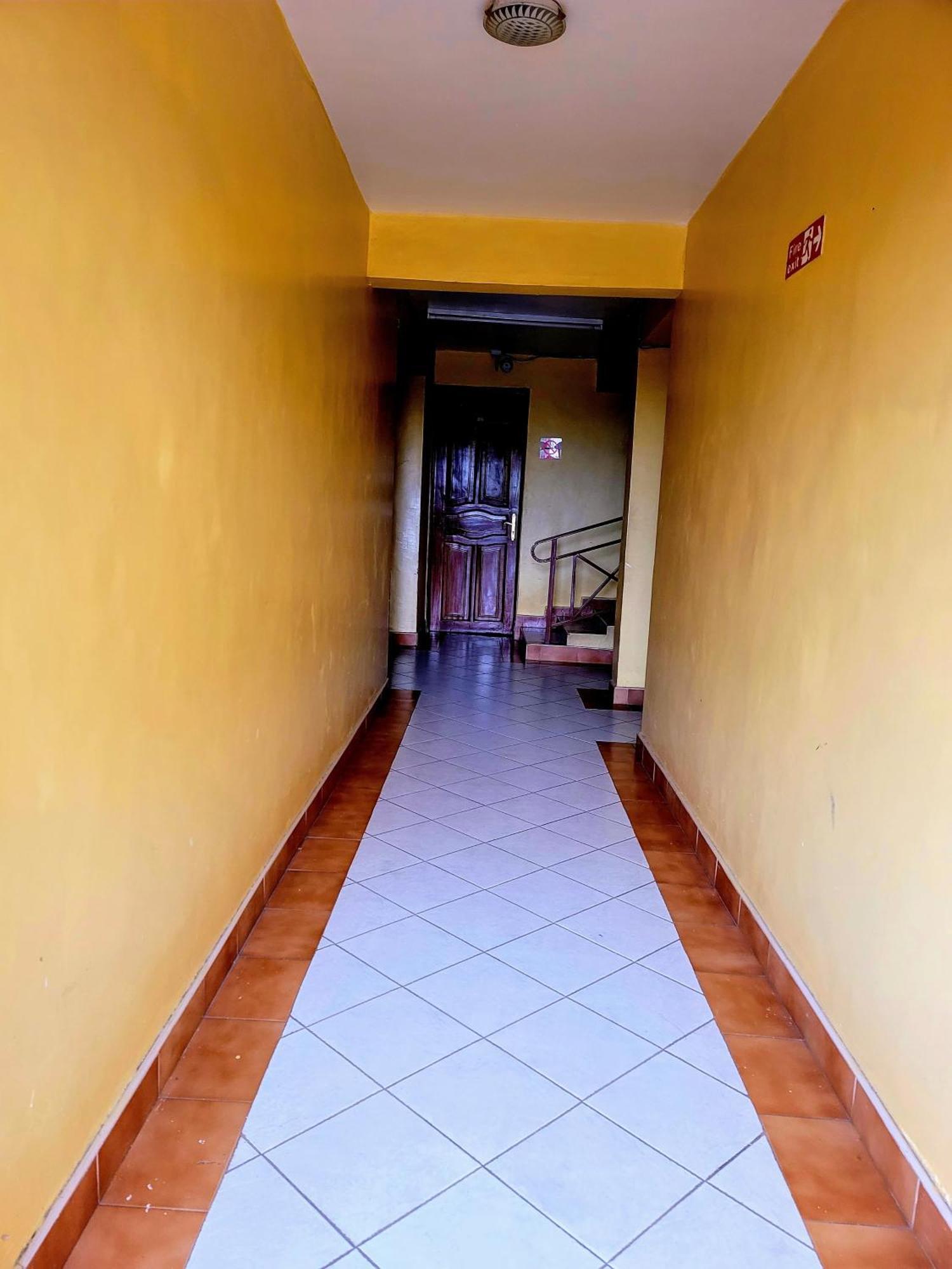 Apex Resort Nakuru Exterior photo